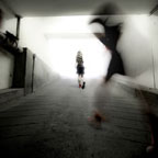 A bit like Alice : The road back to Kansas ? - Photographie conceptuelle