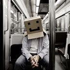 Cardboard Box Head #12 - Box on the move (photographie conceptuelle)