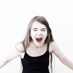 Diptyque, portraits en interaction #1 : le cri (portrait photographique)