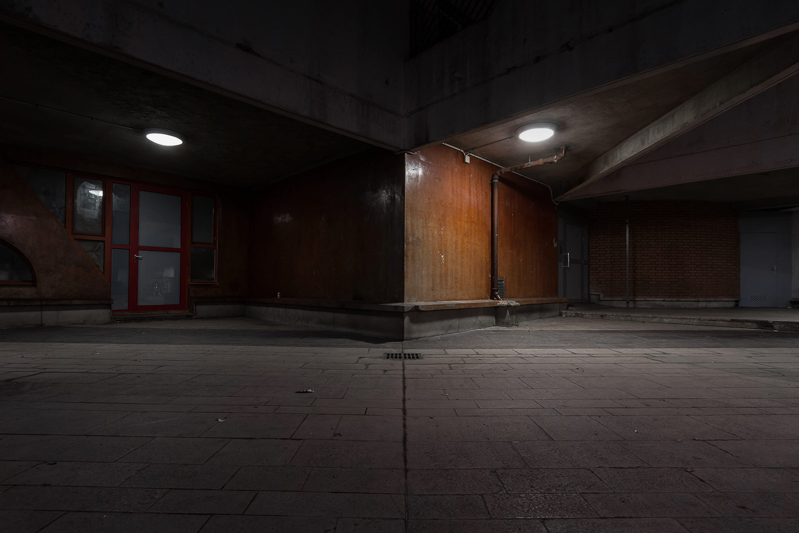 Entre deux mondes - photographie de nuit urbaine