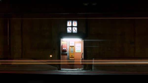 Photo de nuit urbaine - Luminous checkpoint - thumbnail